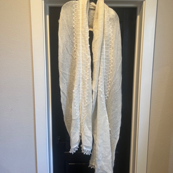 Bridal wrap - Rembo Styling’s Elvis wrap - Picture 3 of 5